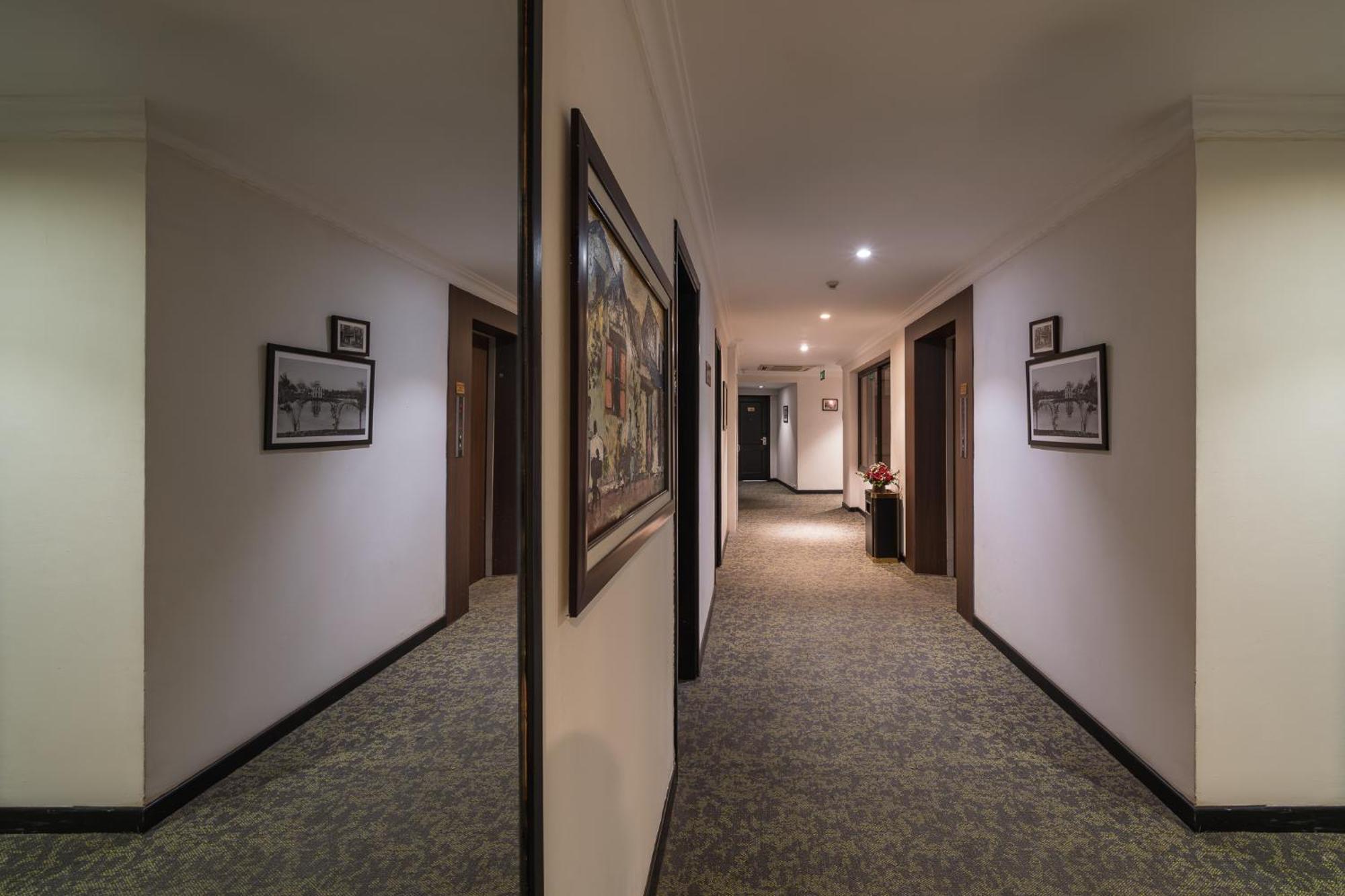 Mon Regency 4* Hanoi
