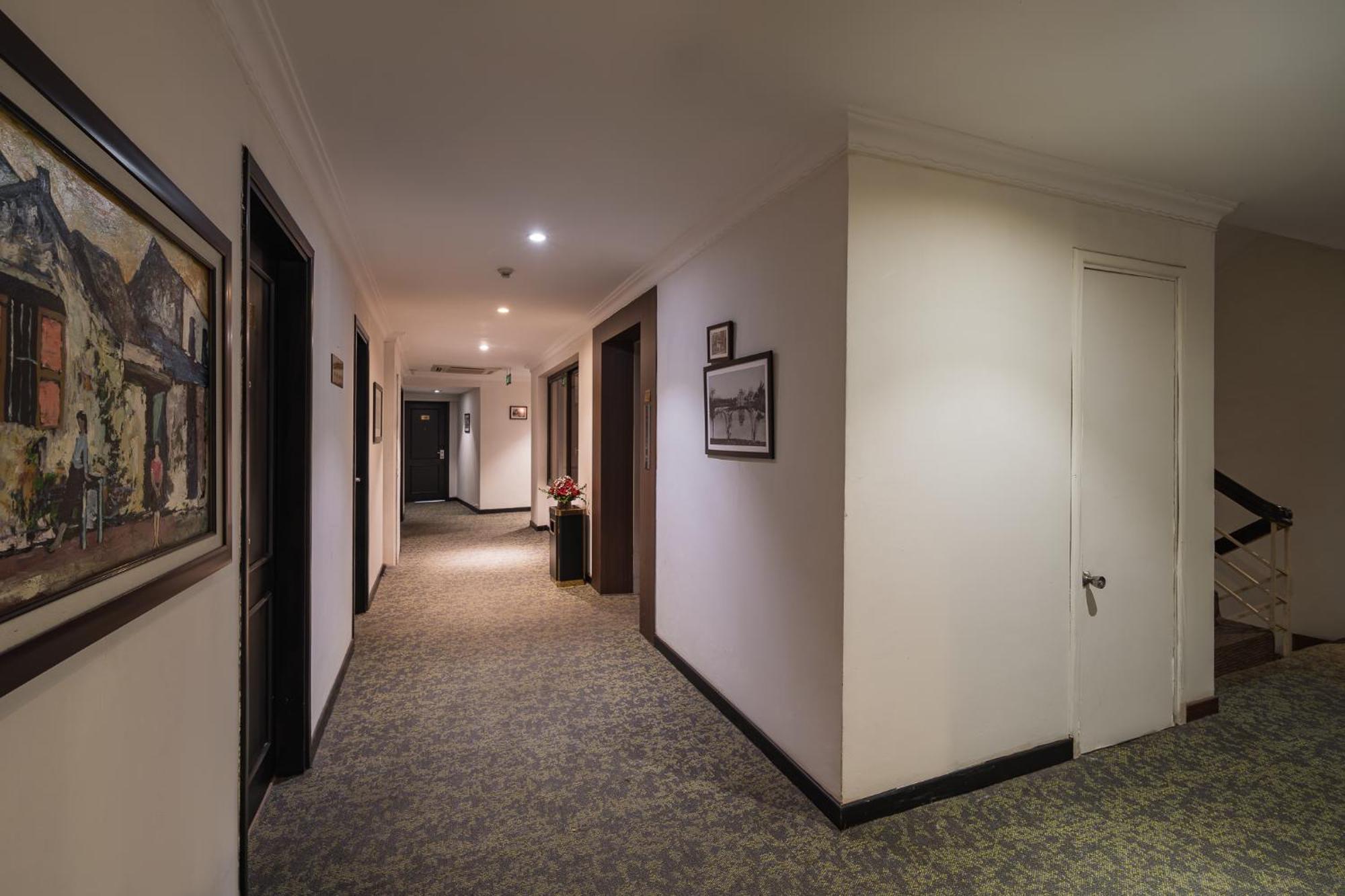 Mon Regency 4* Hanoi
