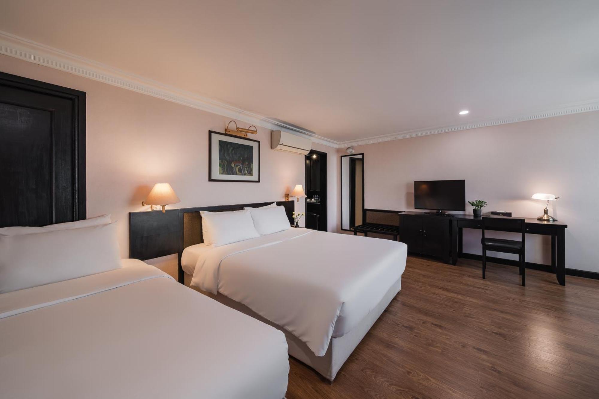 Hotel Mon Regency