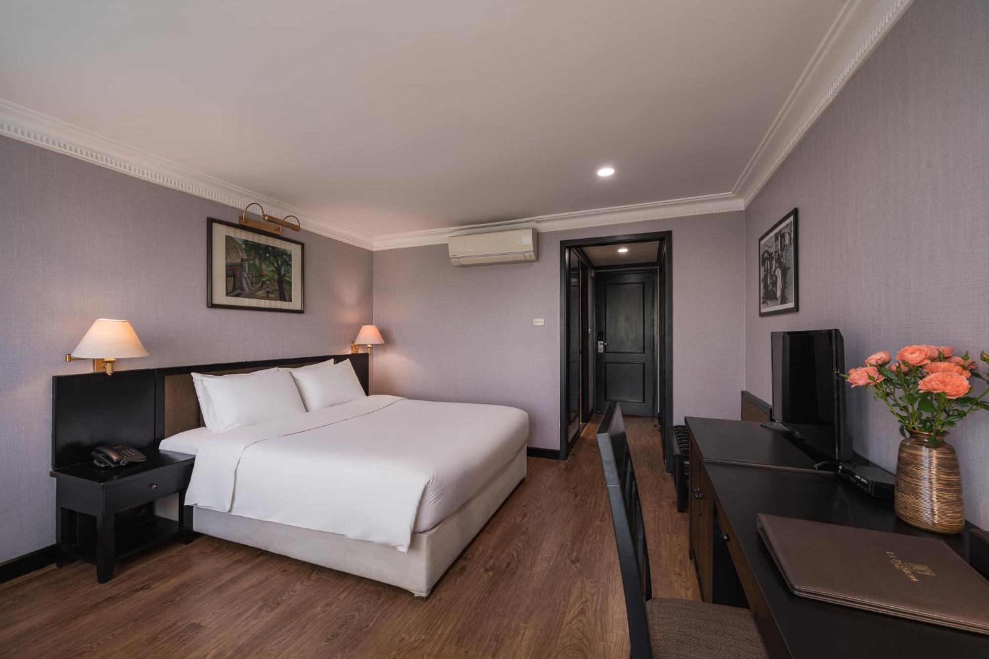 Mon Regency 4* Hanoi