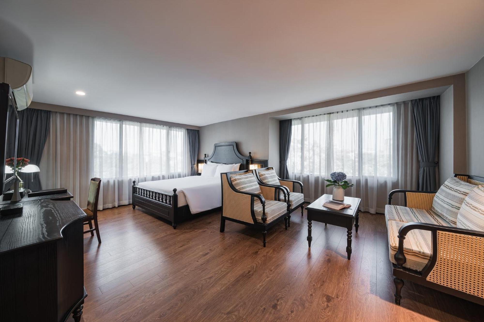 Mon Regency 4* Hanoi