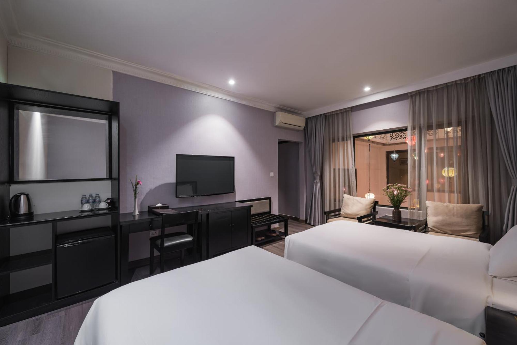 Mon Regency 4* Hanoi